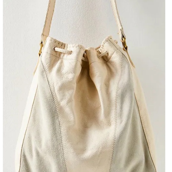 Free People Amarillo Tote Bag in Neutral NWT - Picture 4 of 10